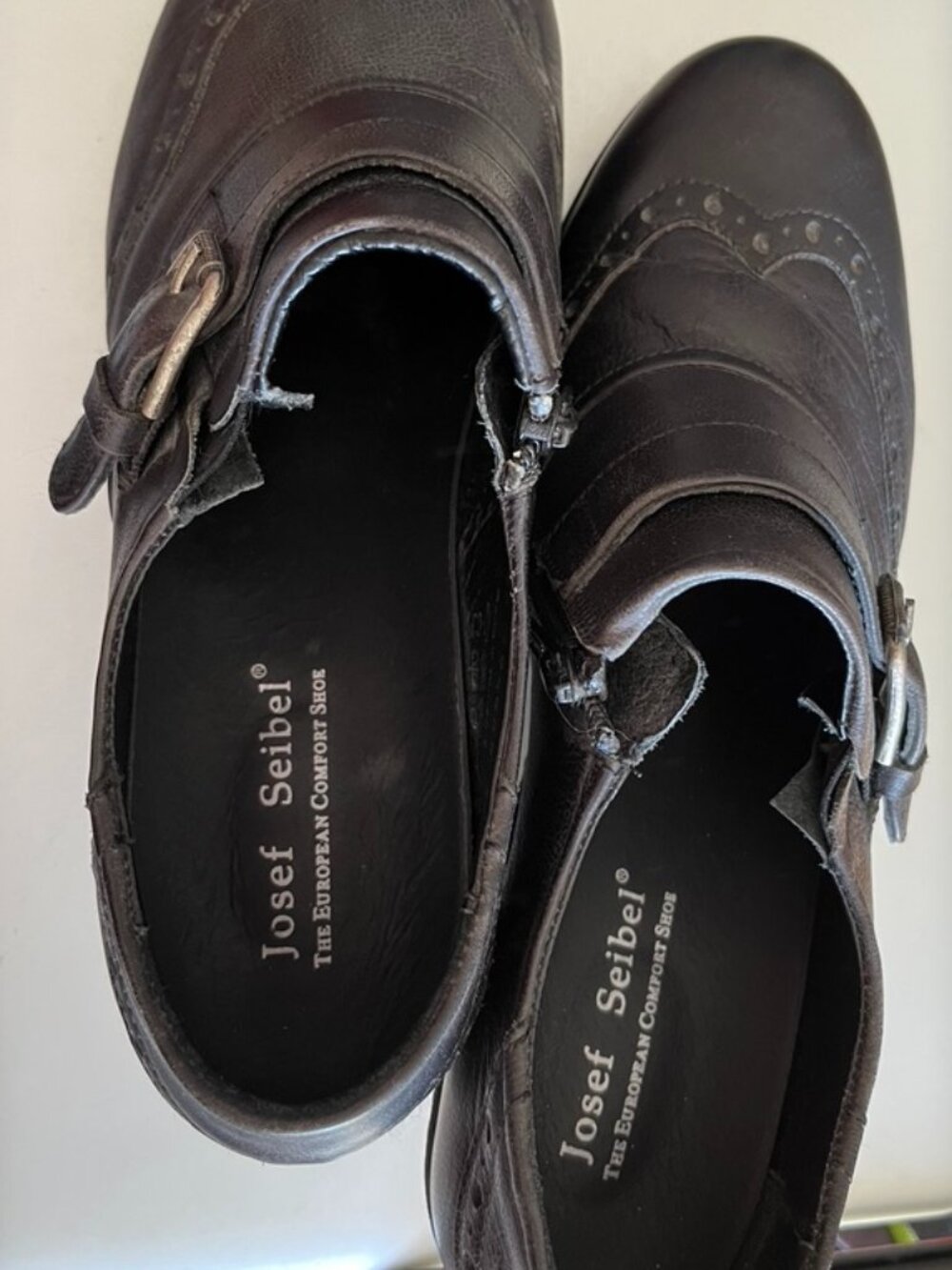 Josef Seibel black leather pump size 40 (9)